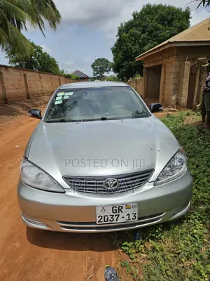 Toyota Camry XLE 4dr Sedan (2.4L 4cyl 5A) 2006 Beige