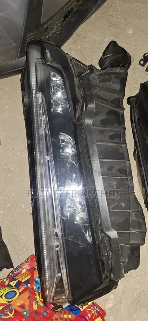 Honda CRV 2025 Head Light