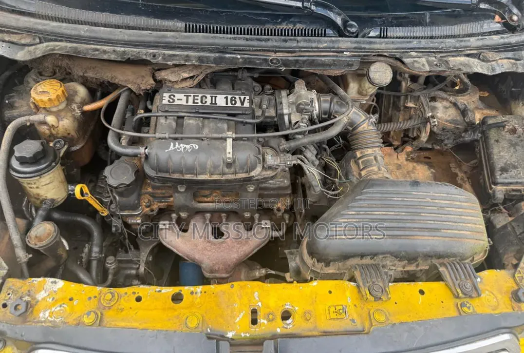 Chevrolet Spark 2012 Yellow