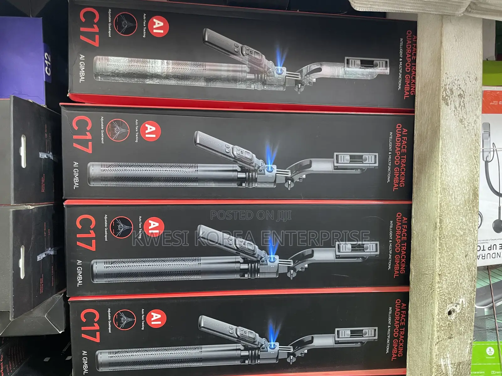 C17 Ai Qudropod Stand