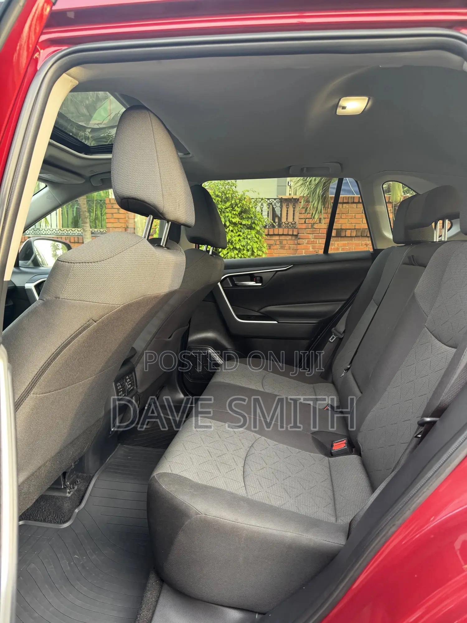 Toyota RAV4 XLE AWD 2024 Red