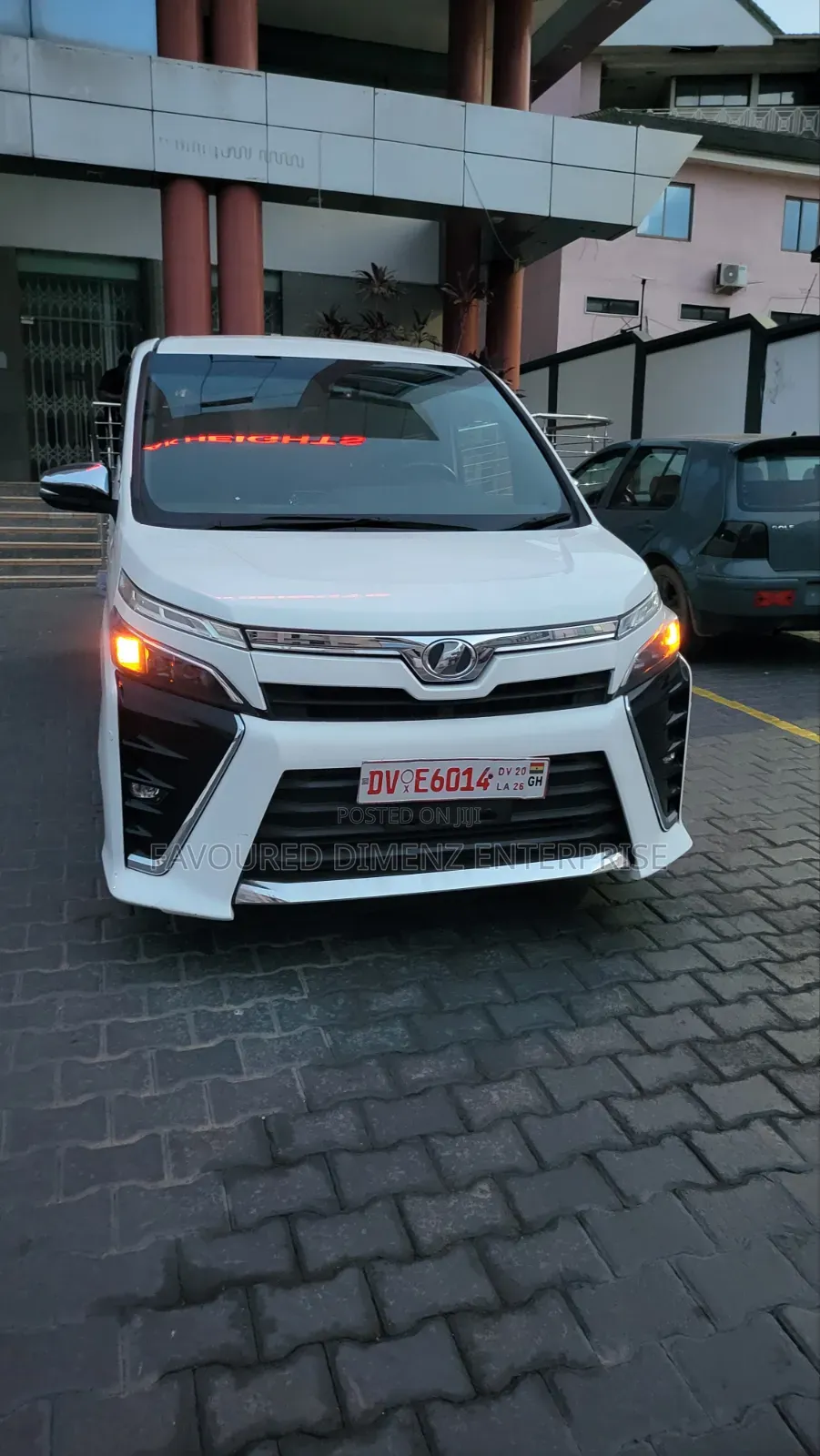 Toyota Voxy 2018 White