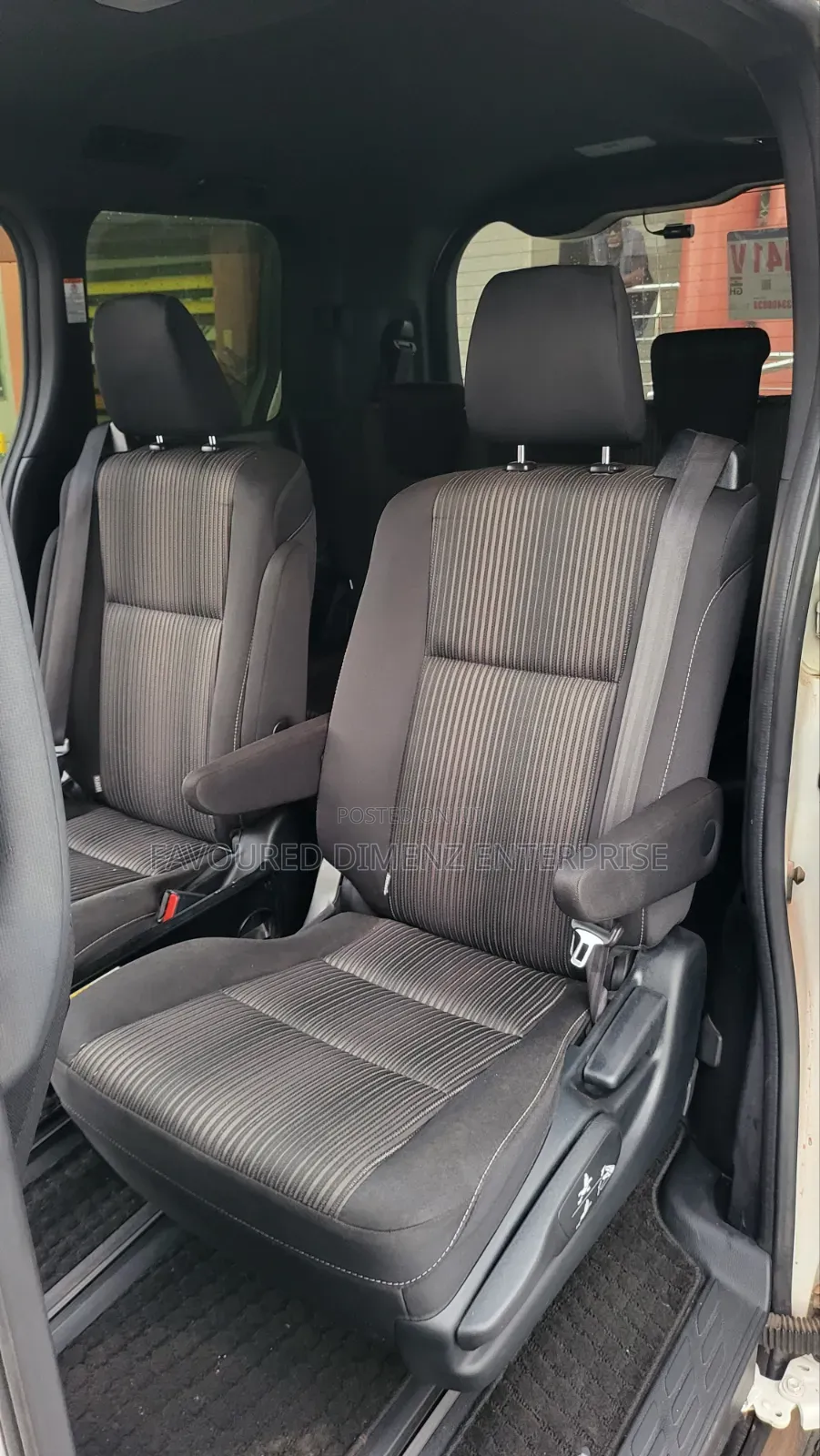 Toyota Voxy 2018 White
