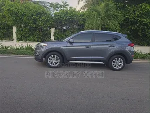 Hyundai Tucson Value AWD 2017 Gray