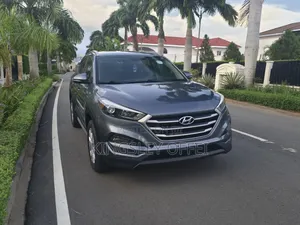 Hyundai Tucson Value AWD 2017 Gray
