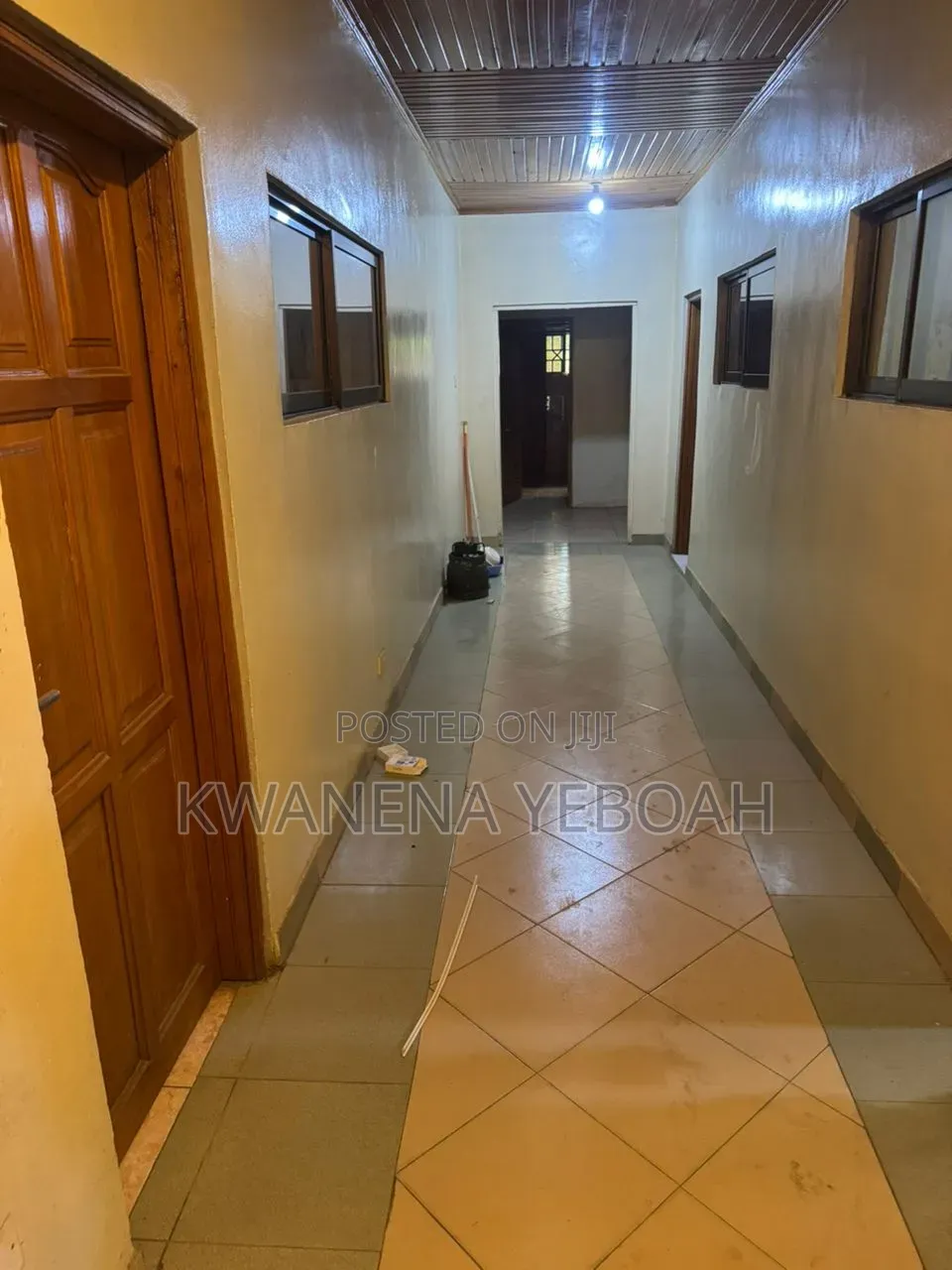 5bdrm House in Ola Achool Area for rent