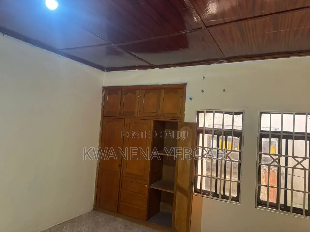 5bdrm House in Ola Achool Area for rent