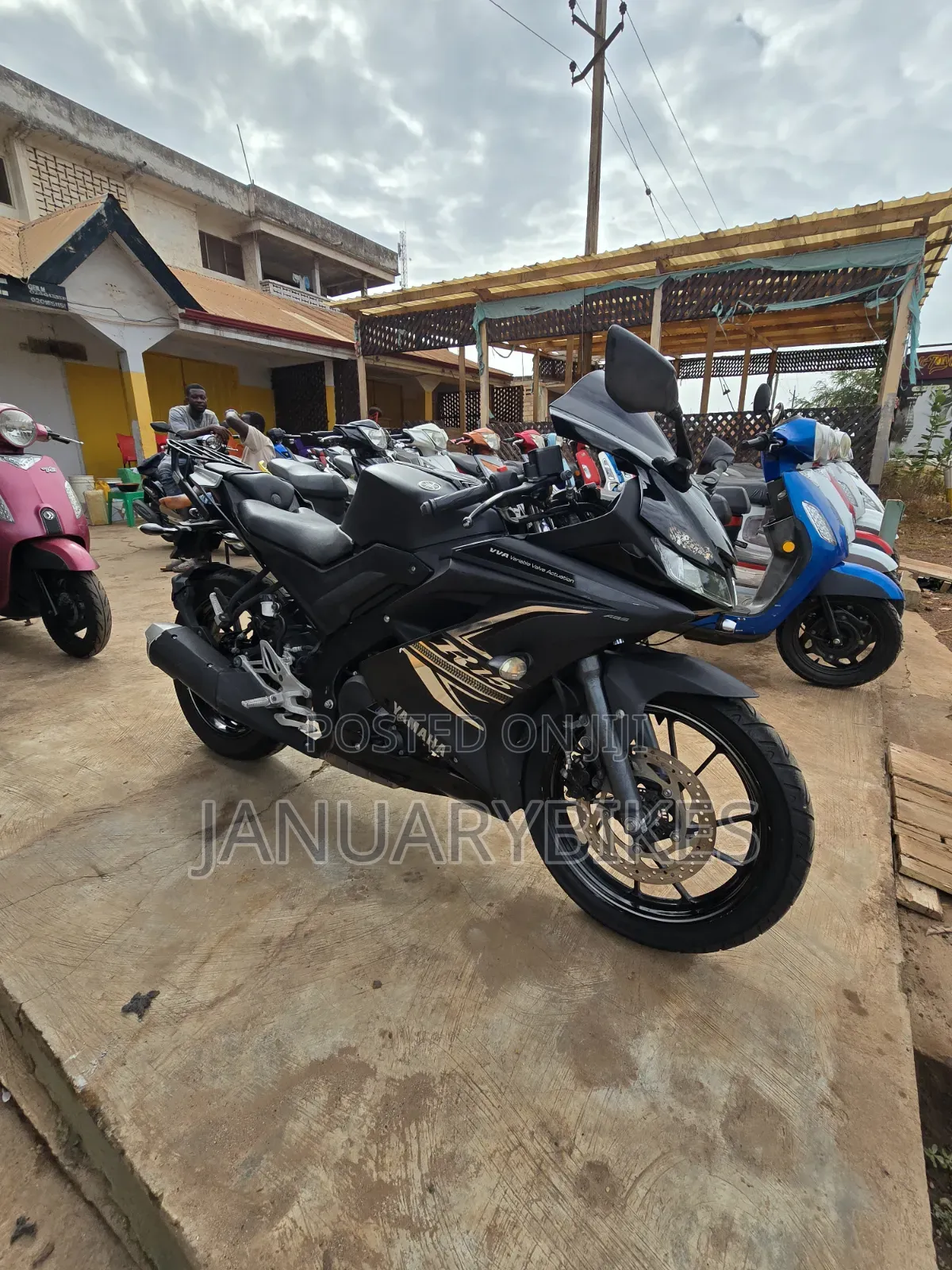 Yamaha 2023 Black