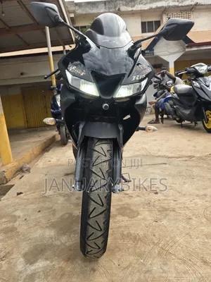 Yamaha 2023 Black