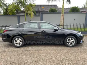 Hyundai Elantra 2021 Black