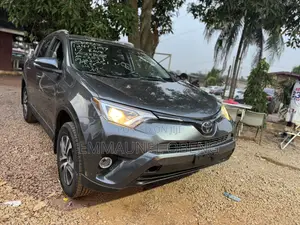 Toyota RAV4 2018 Gray