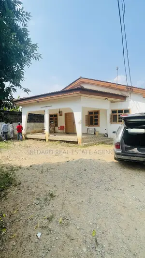 3bdrm House in Sefdard Properties, West Legon for rent