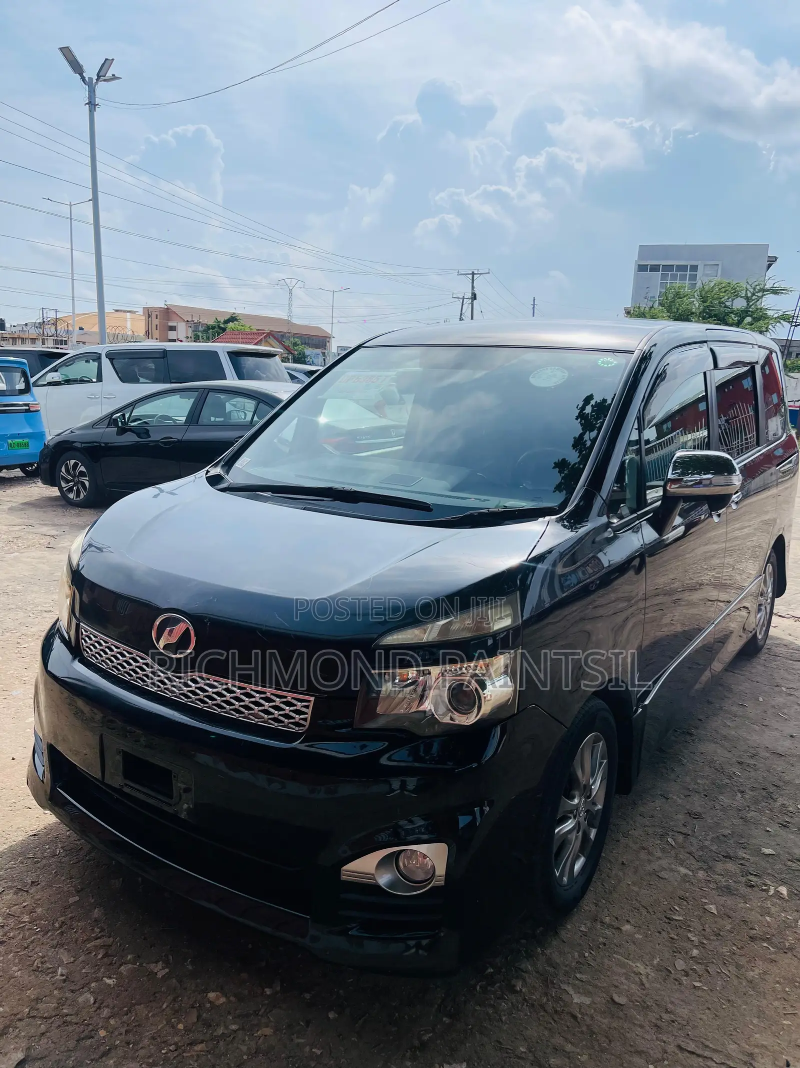 Toyota Voxy 2011 Black