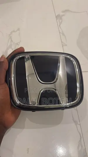 Honda CRV Radar Crown / Emblem / Logo 2023-2026
