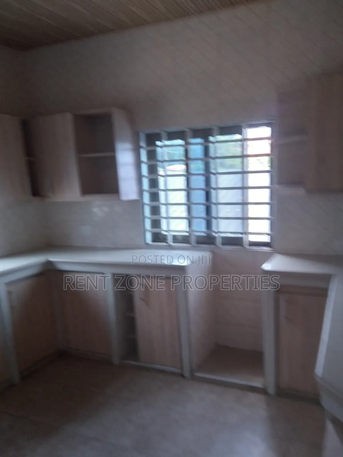 3bdrm Apartment in Tantra Hills for rent