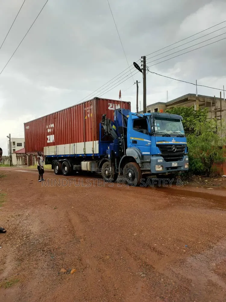 Track Crane For Rent
