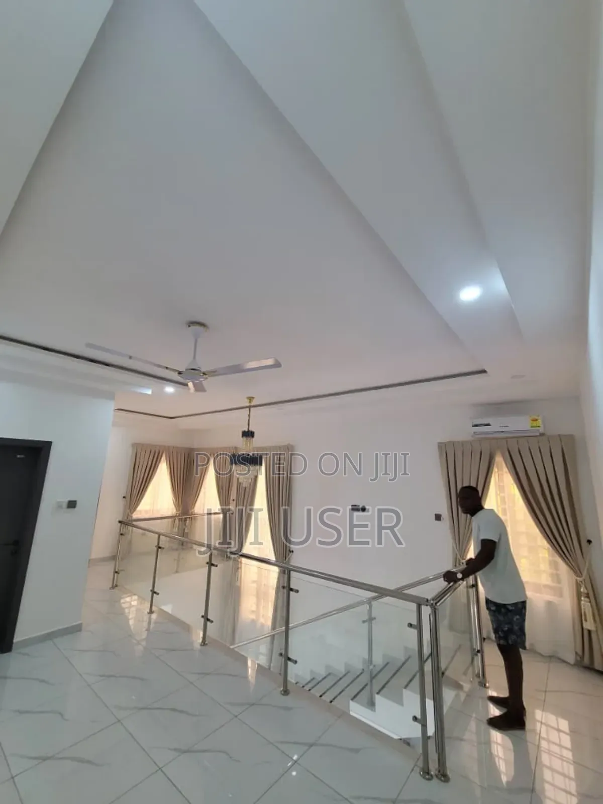 4bdrm House in Oyarifa New York for sale
