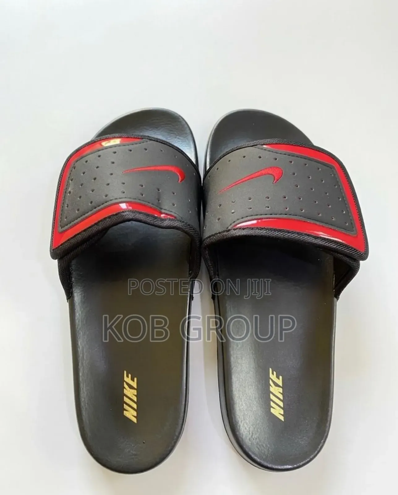 Nik.E Slippers Slides