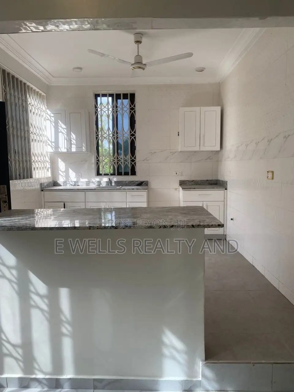 2bdrm House in Akuapim North for rent