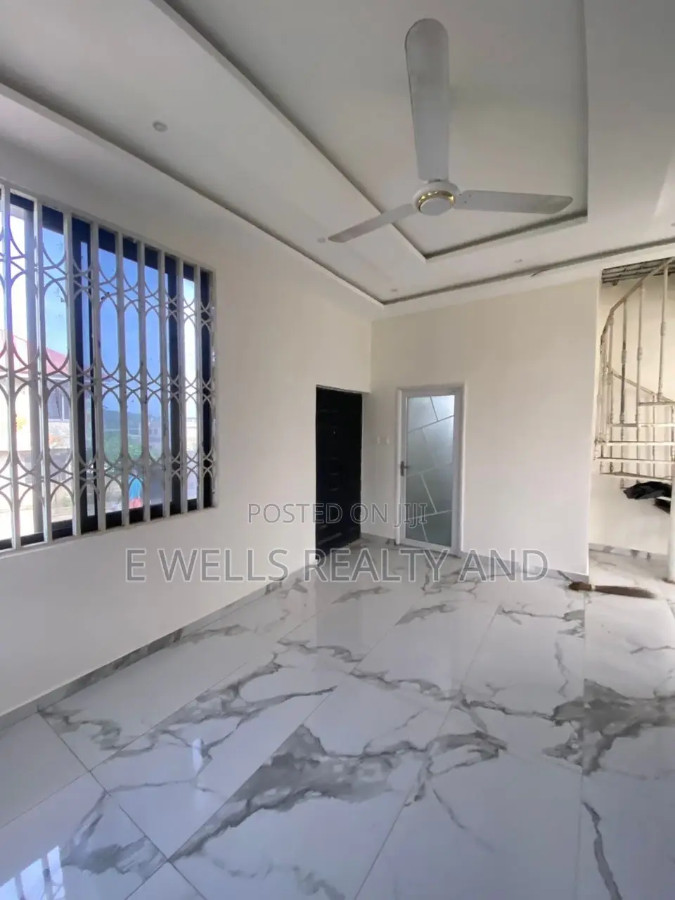 2bdrm House in Akuapim North for rent