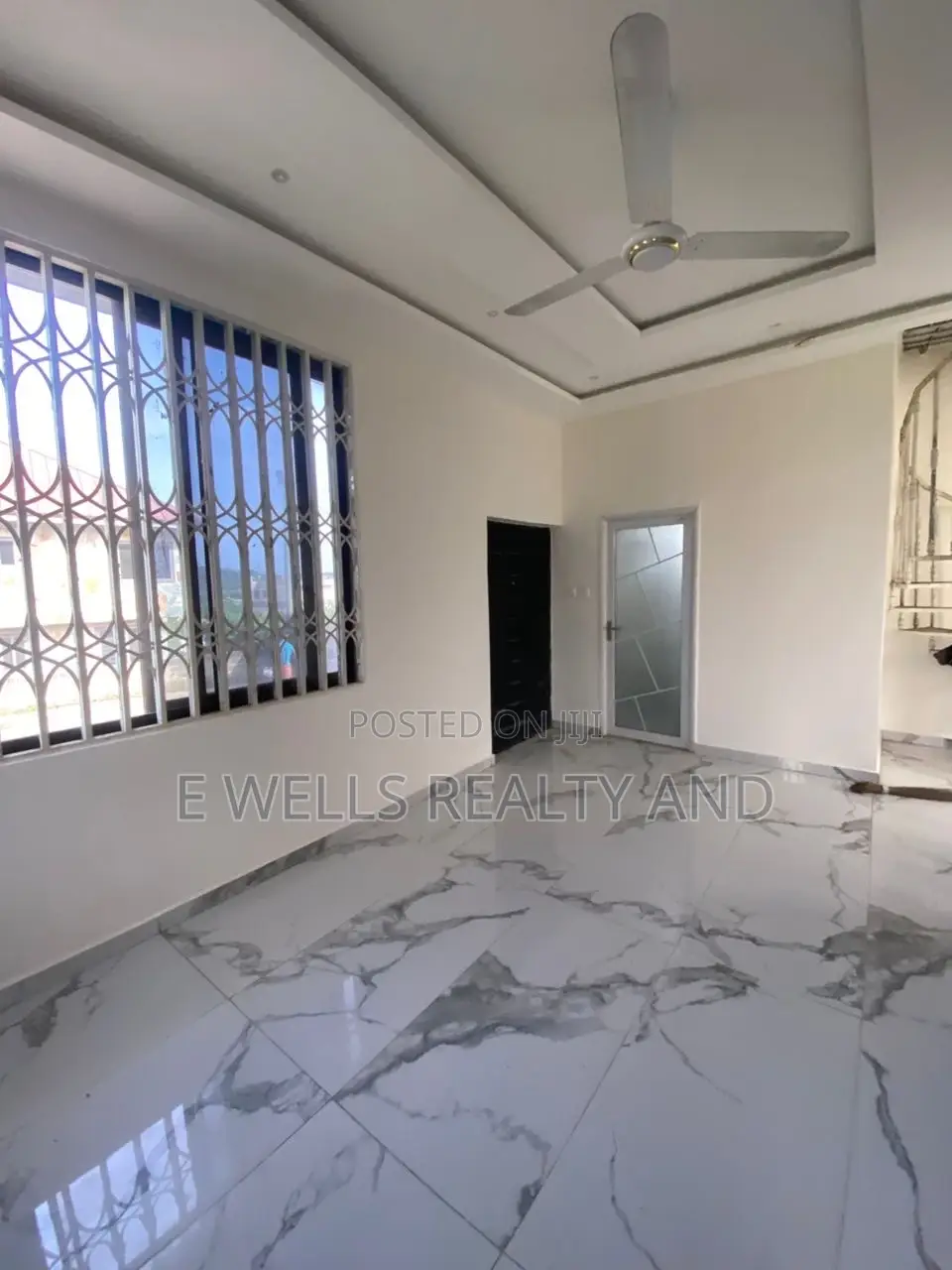 2bdrm House in Akuapim North for rent