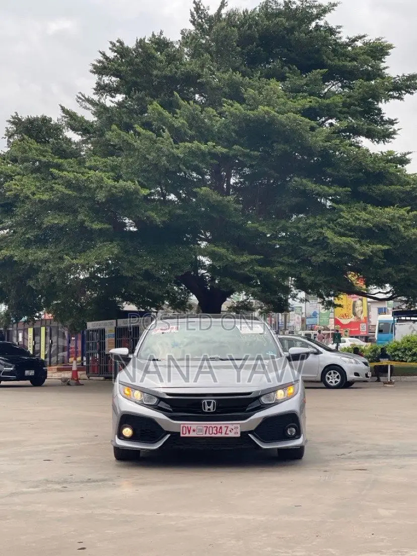 Honda Civic 2018 Silver