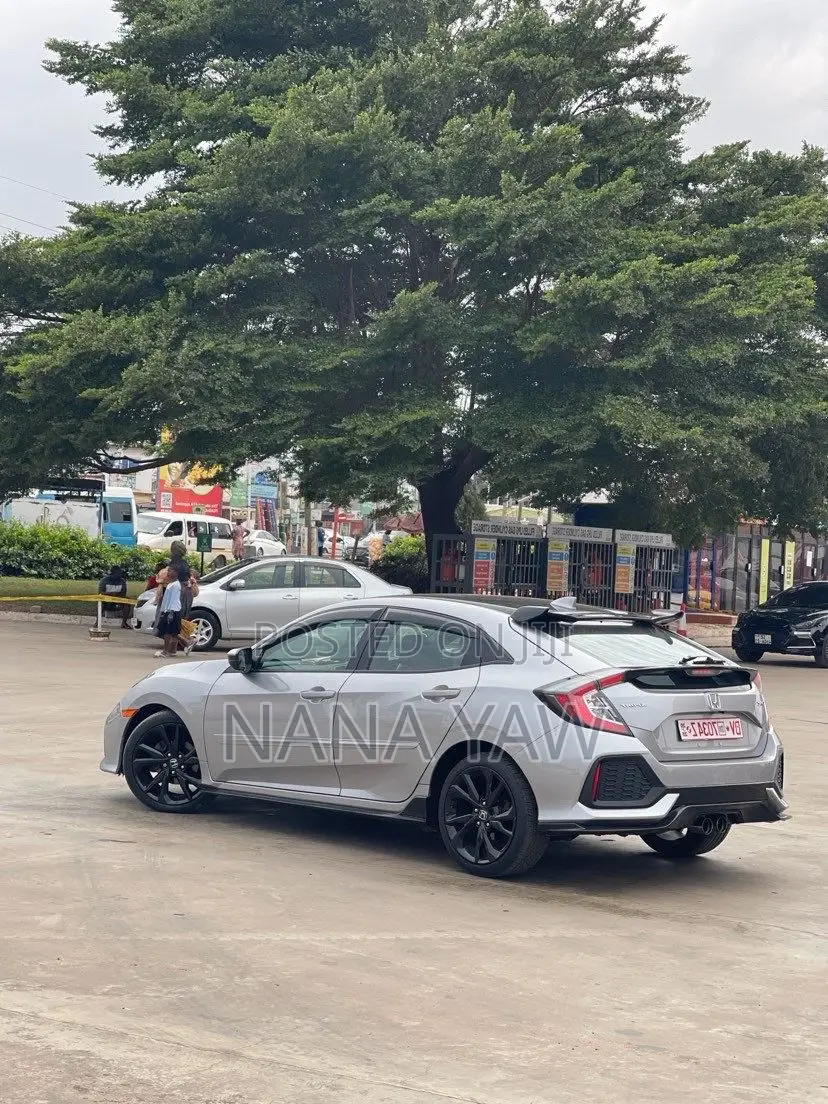 Honda Civic 2018 Silver