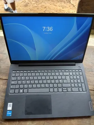 New Laptop Lenovo V15 G4 8GB Intel Core i5 SSD 512GB
