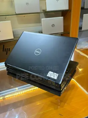 Laptop Dell Latitude 7390 8GB Intel Core i5 SSD 256GB