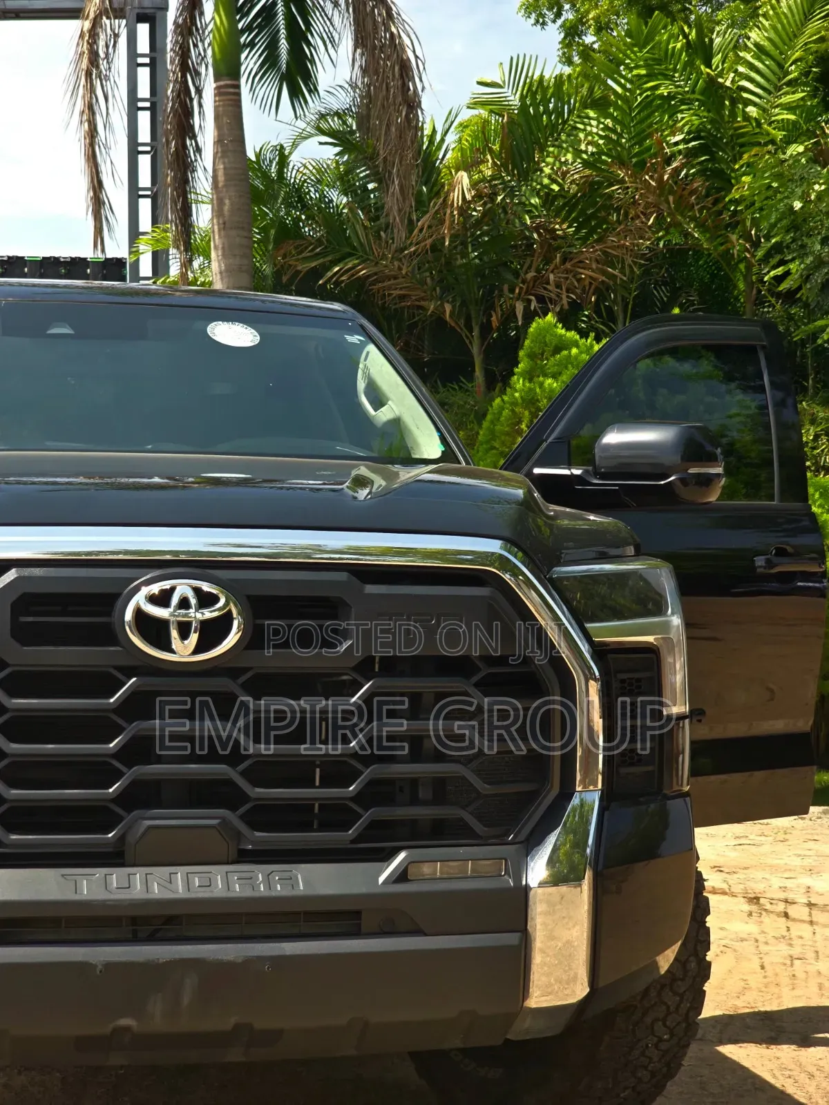 Toyota Tundra 2024 Black