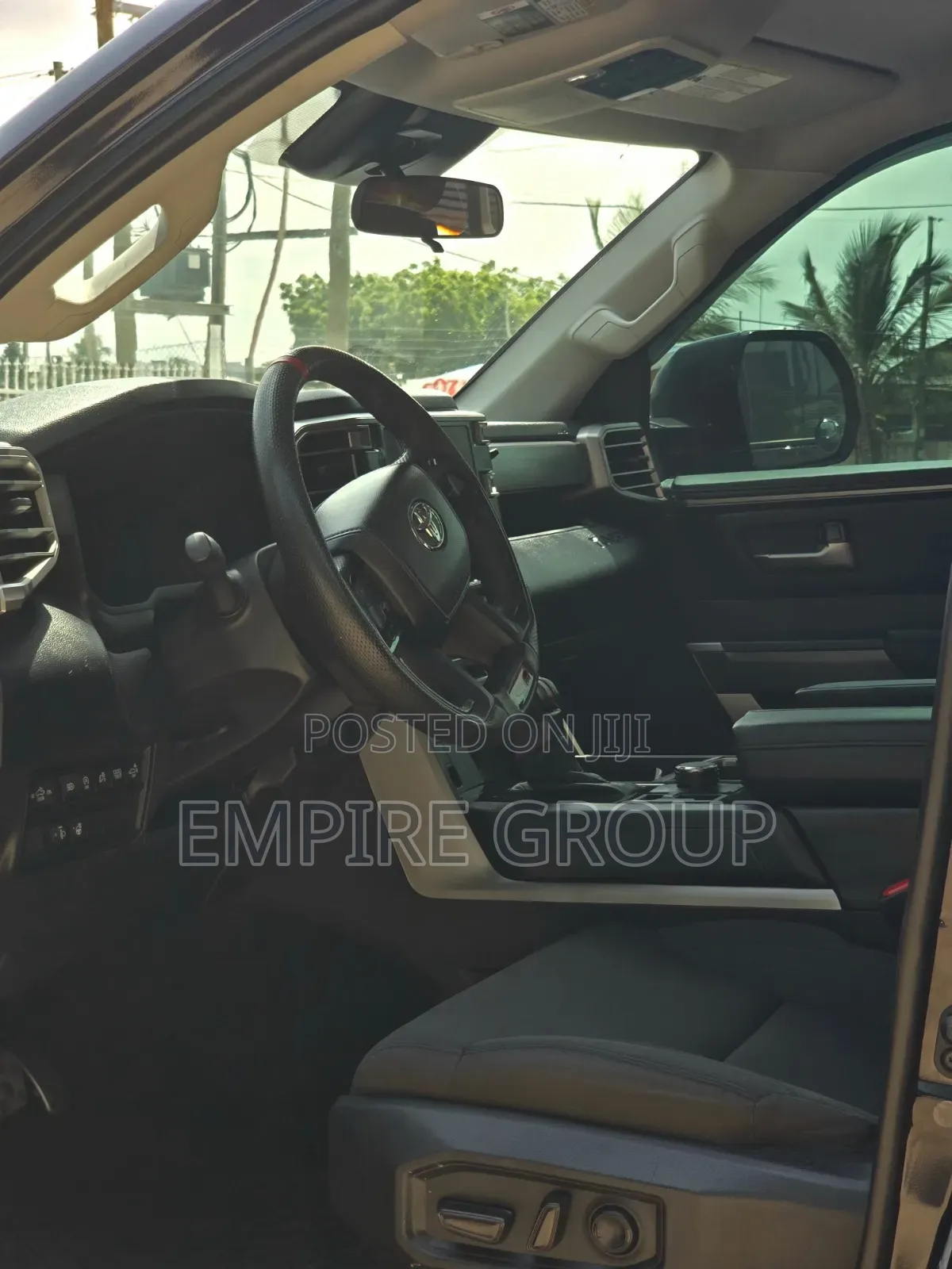 Toyota Tundra 2024 Black