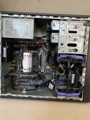 Desktop Computer Lenovo ThinkStation P520 16GB Intel Xeon SSD 256GB