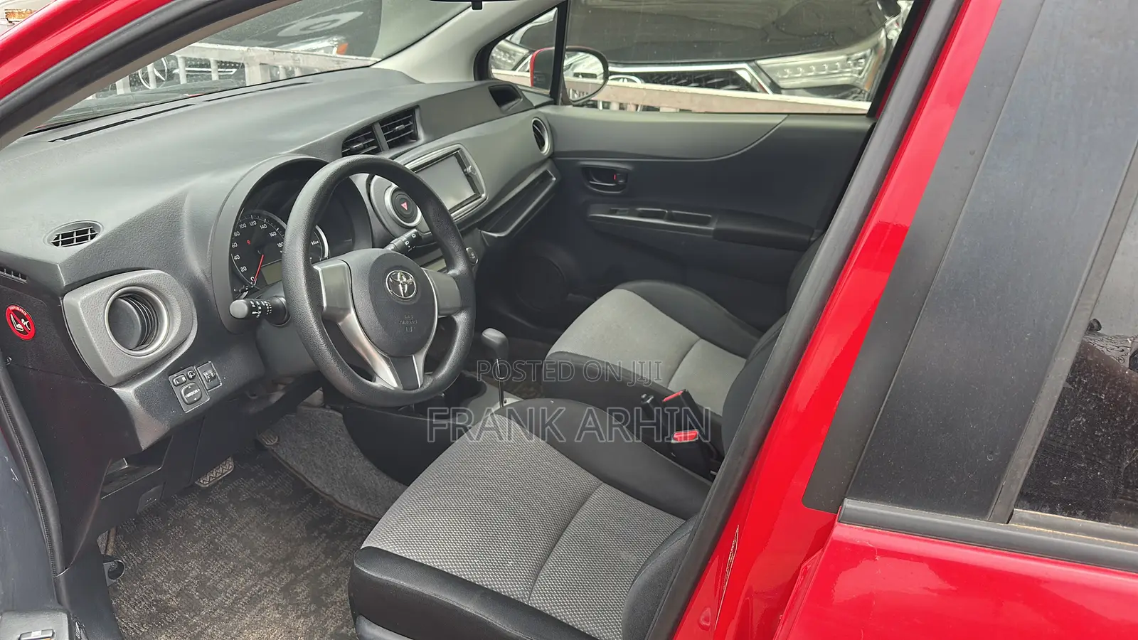 Toyota Vitz 2012 Red