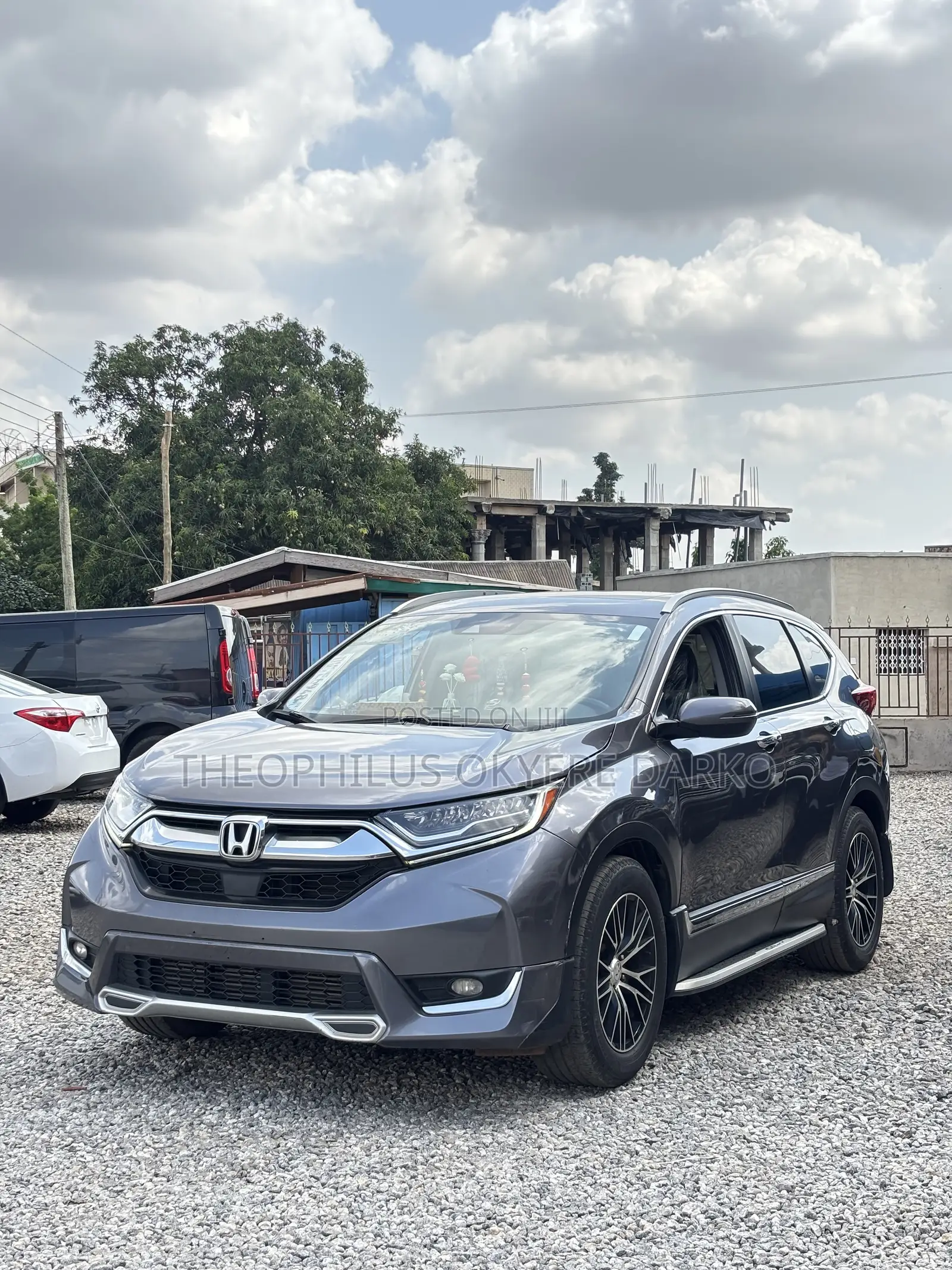 Honda CR-V Touring AWD 2018 Gray