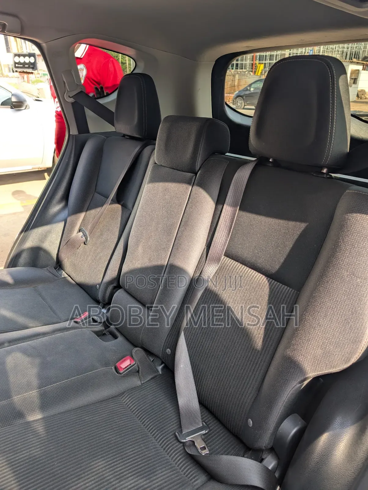 Toyota RAV4 XLE 4dr SUV AWD (2.5L 4cyl 6A) 2014 Silver