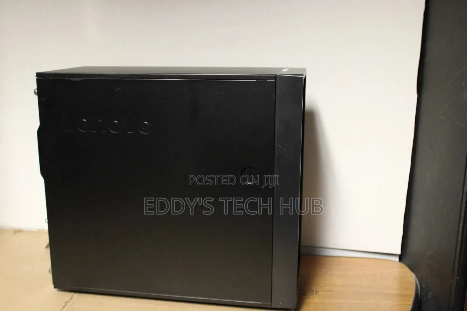 Desktop Computer Lenovo ThinkStation P520 16GB Intel Xeon SSD 256GB
