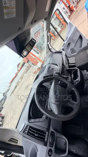 Ford Transit 2017 White