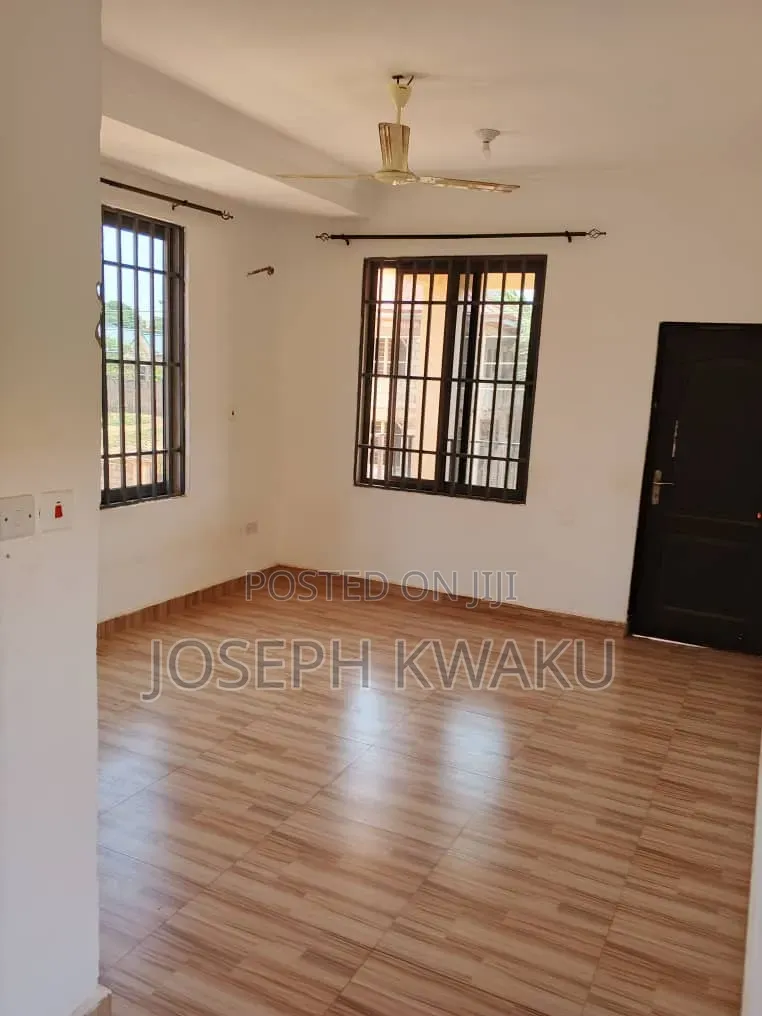 Furnished 2bdrm Apartment in East Lagon Hills for rent
