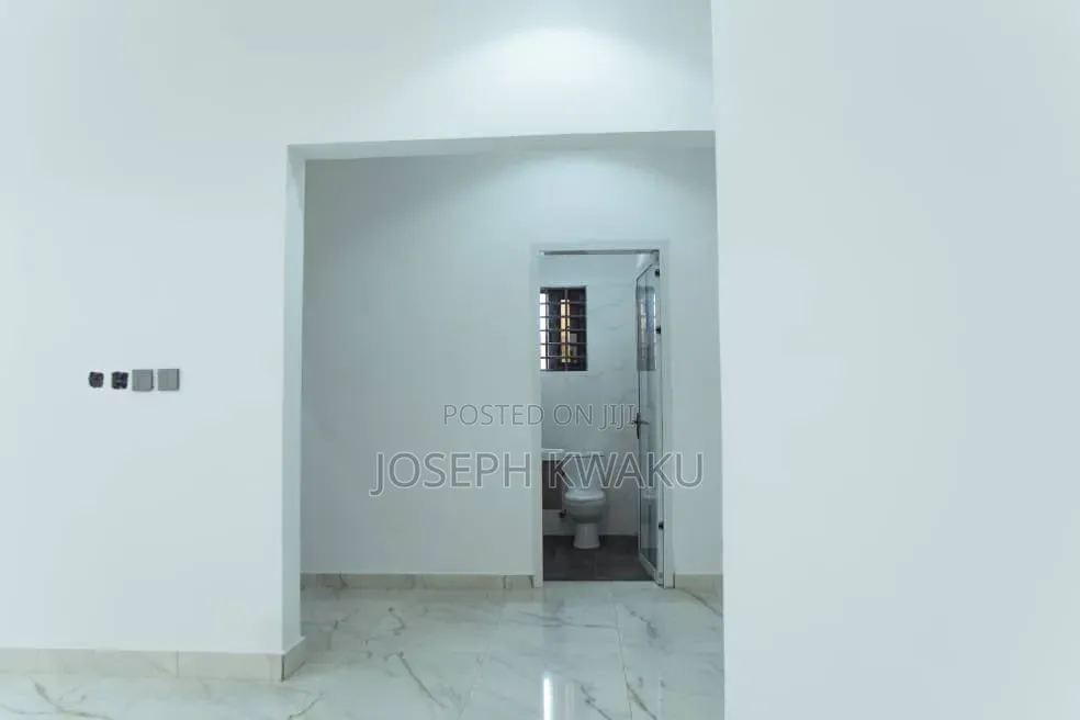 Furnished 2bdrm Apartment in East Lagon Hills for rent