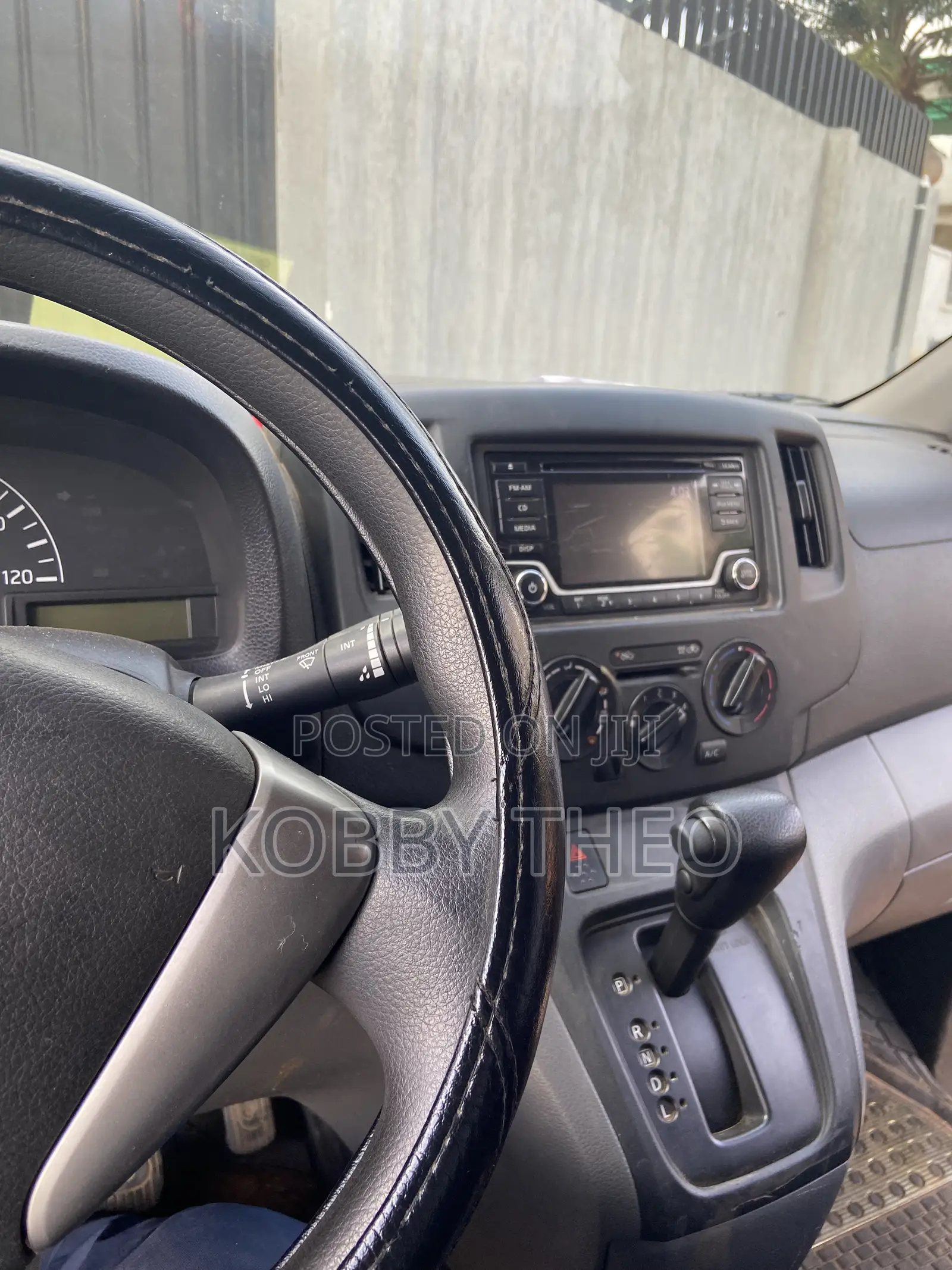 Nissan NV200 2012 White