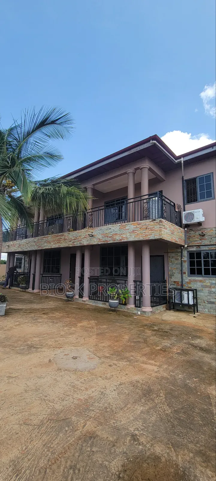 3bdrm Apartment in Biosk Properties, Valley View Area for rent