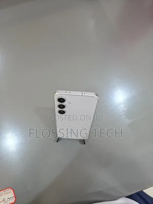 Samsung Galaxy S24 FE 256 GB Silver