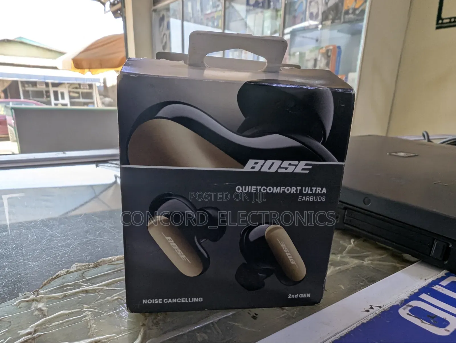 Bose Quietcomfort Ultra (2nd Gen) Noise Cancelling Earbuds Desert Gold