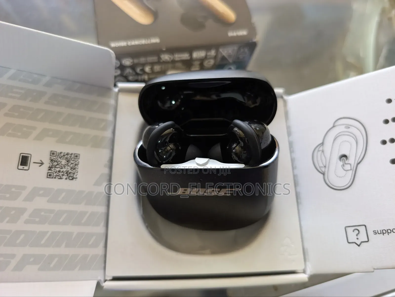Bose Quietcomfort Ultra (2nd Gen) Noise Cancelling Earbuds Desert Gold