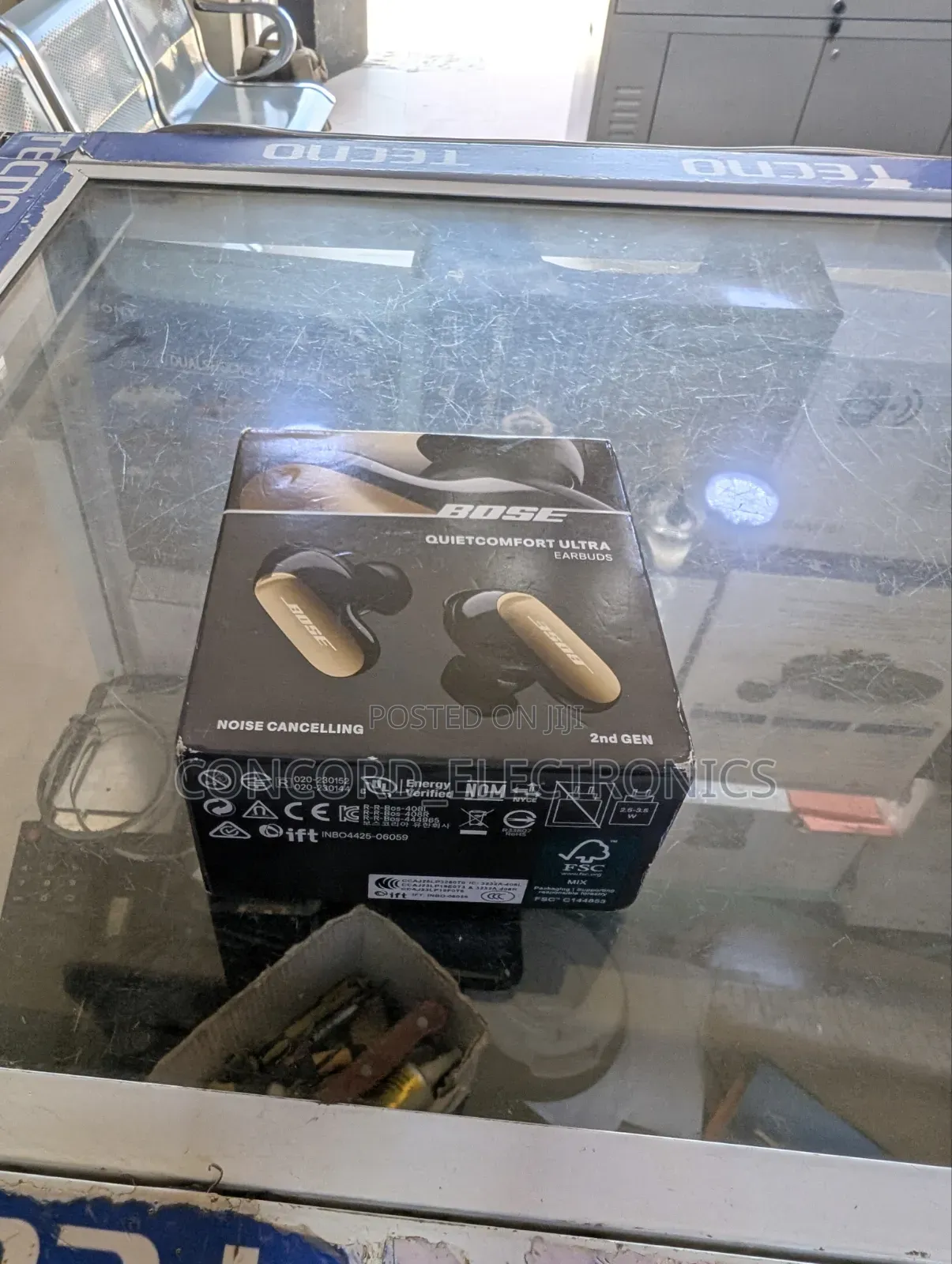 Bose Quietcomfort Ultra (2nd Gen) Noise Cancelling Earbuds Desert Gold