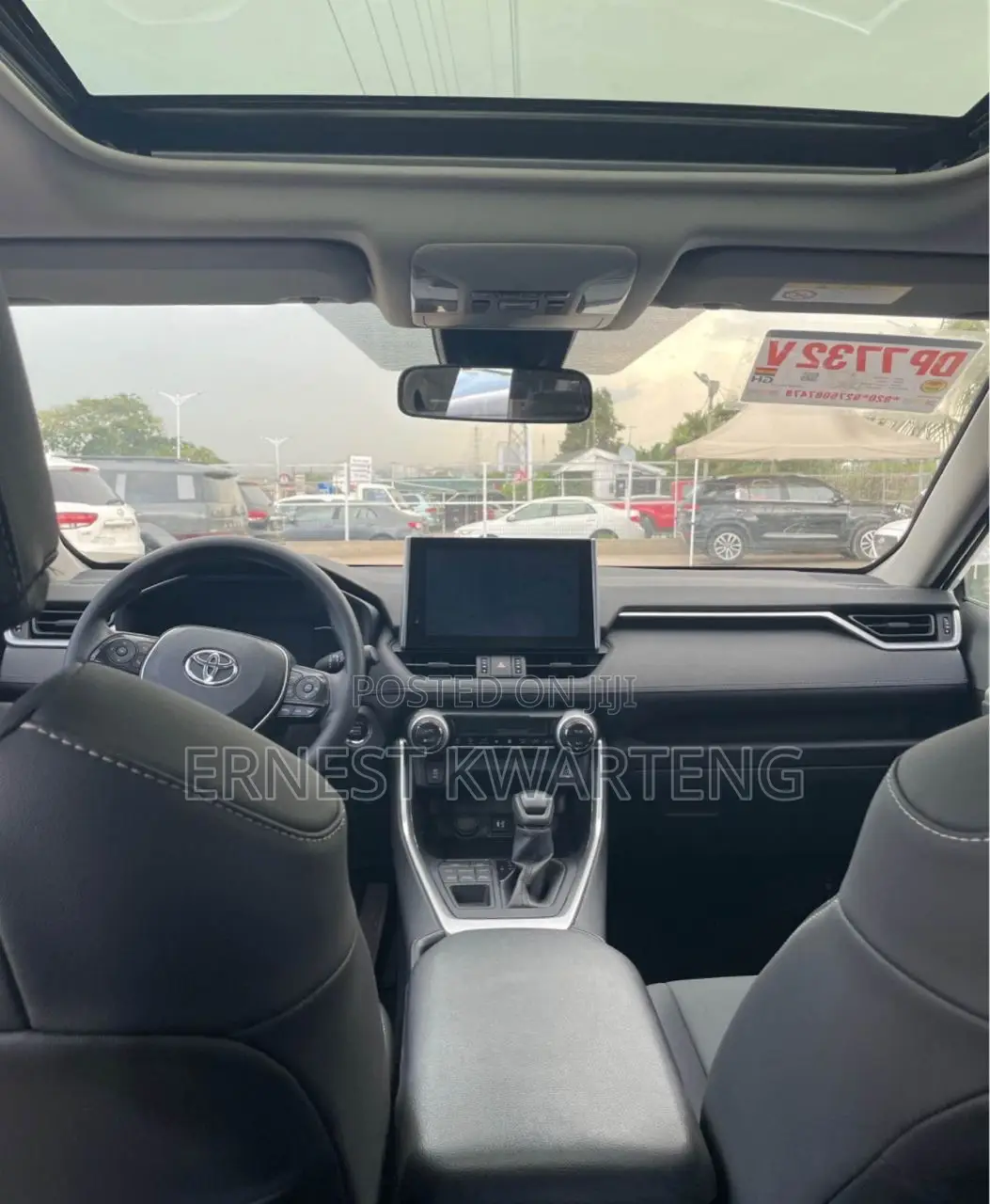 Toyota RAV4 XLE Premium 2021 White