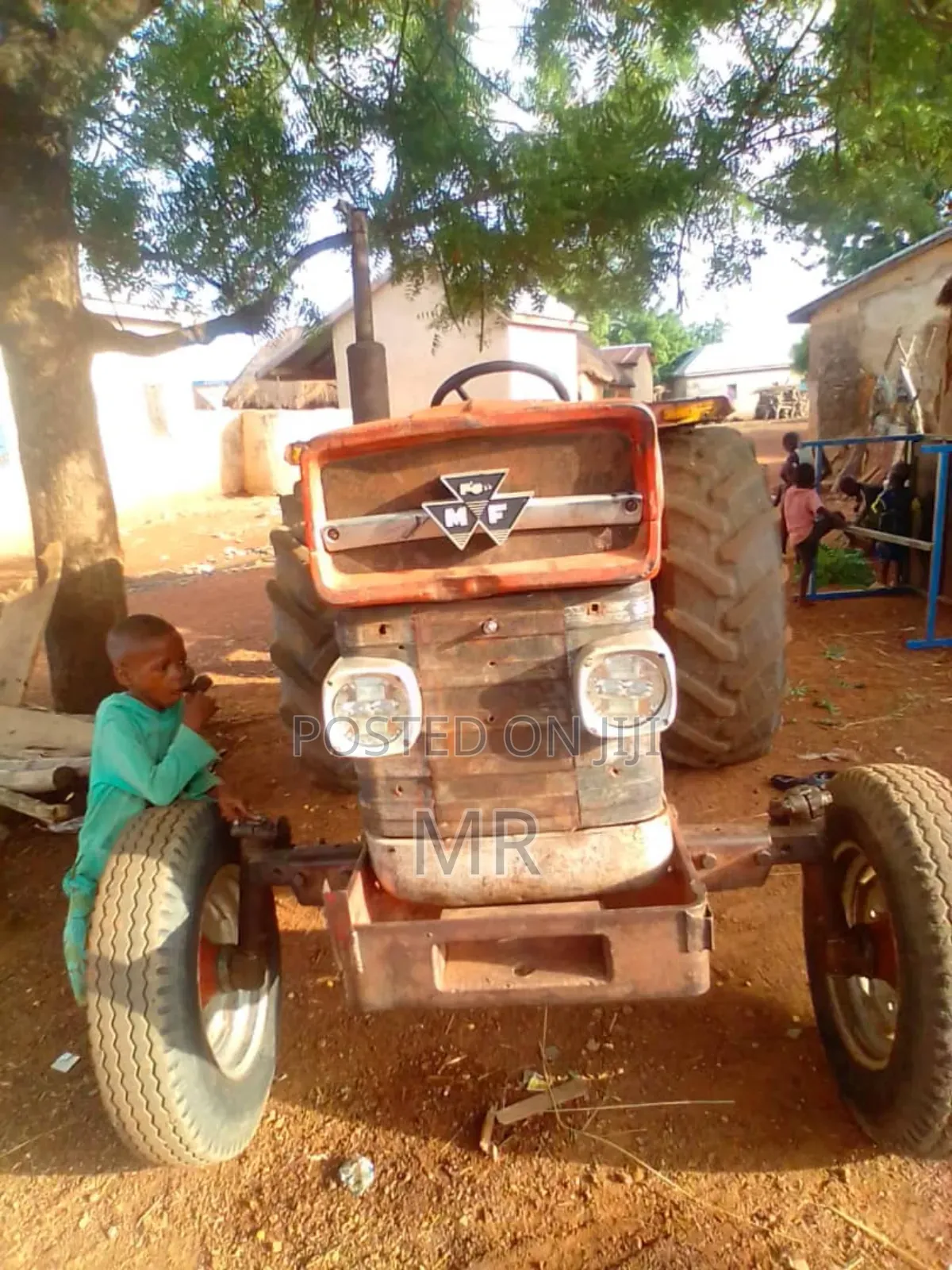 Massey Ferguson 165