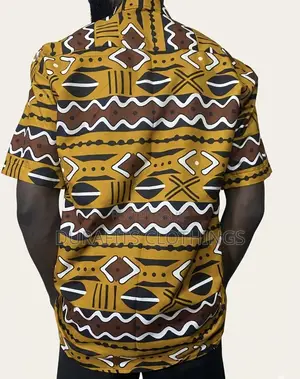 Stylish Men's Casual Shirt With Traditional African Pattern
