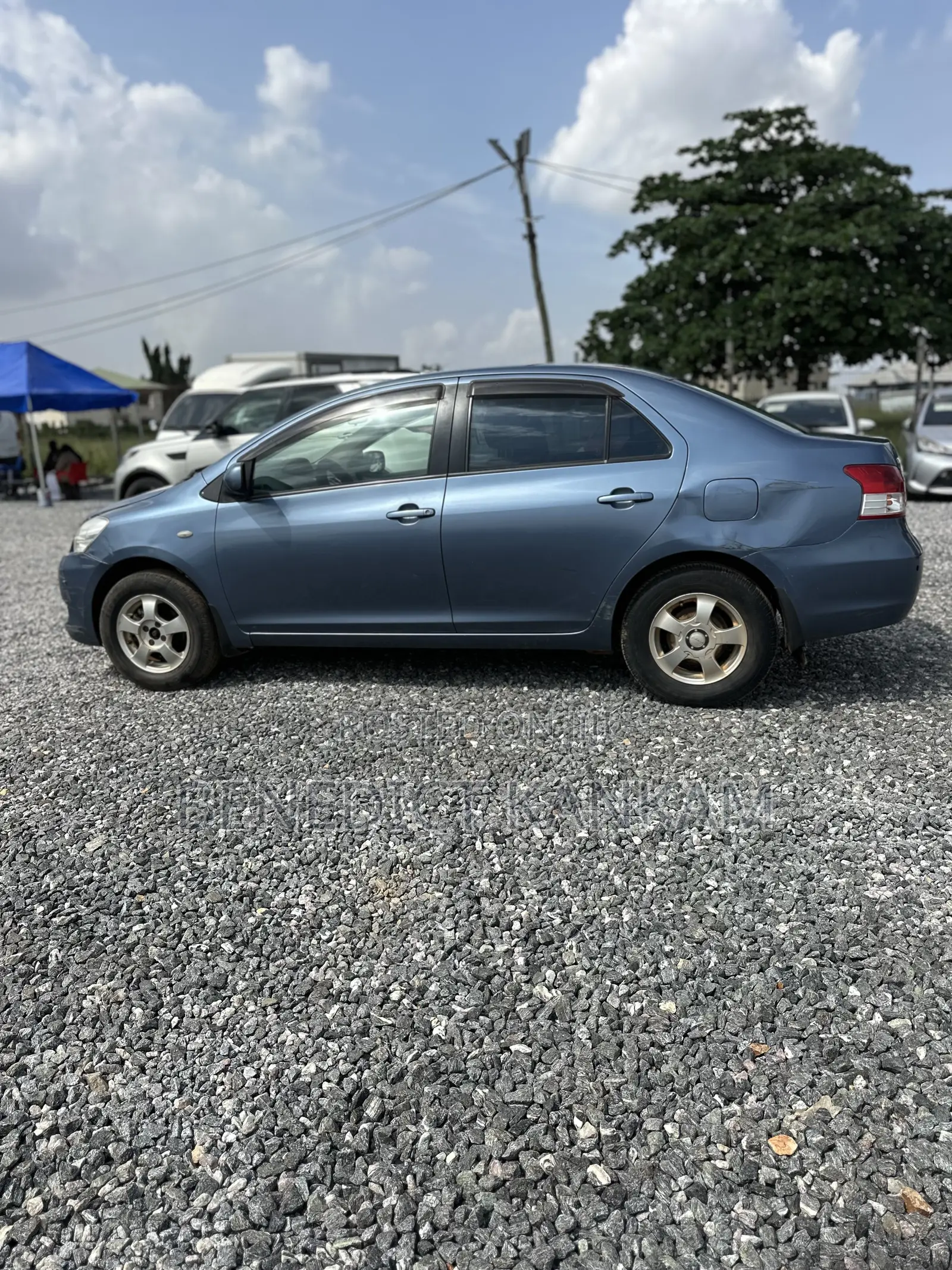 Toyota Yaris 2010 Blue