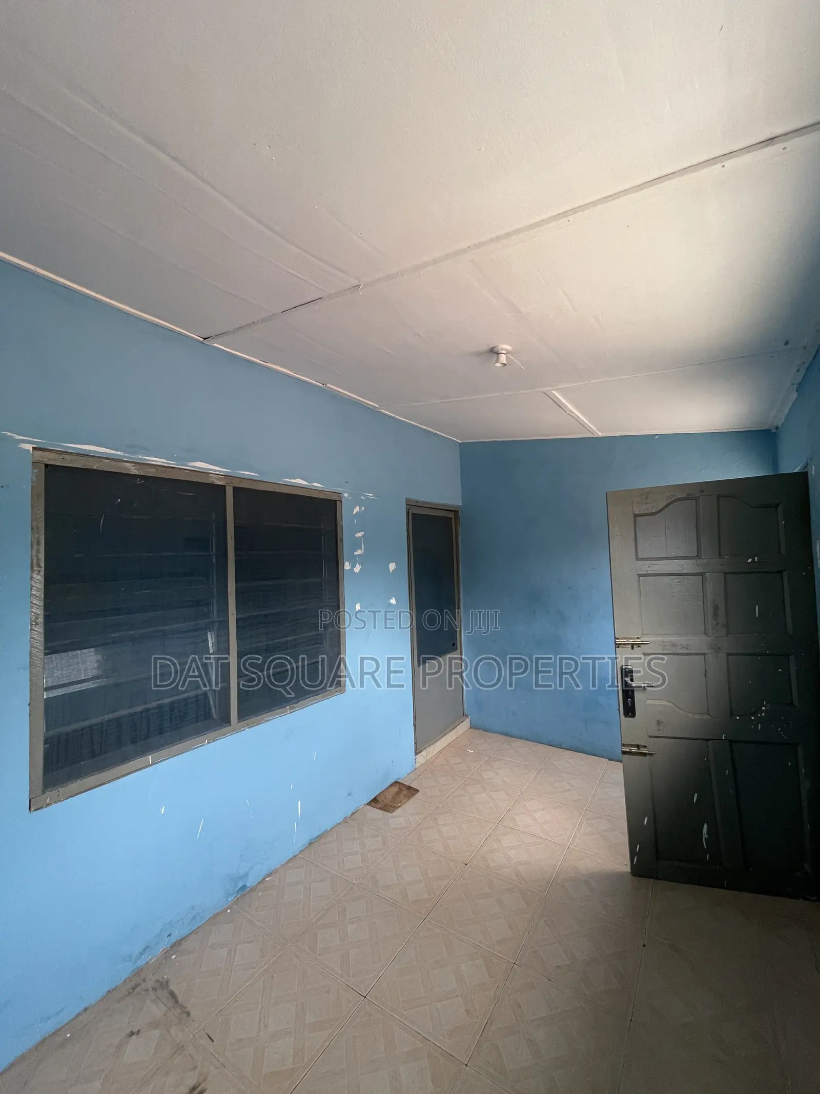 1bdrm Room & Parlour in Awoshie Last Stop for rent